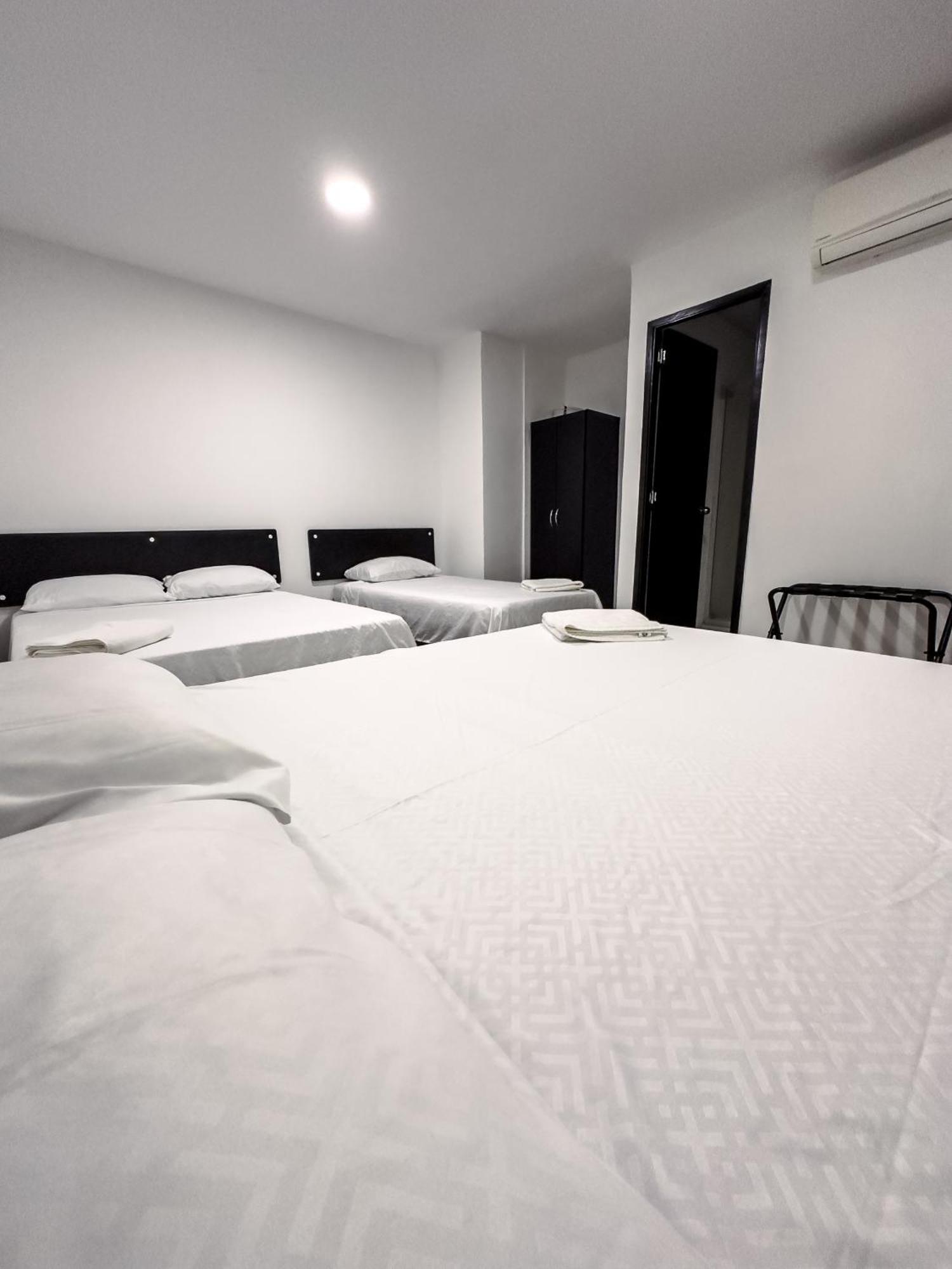 Hotel Bazurto Plaza Cartagena Exterior foto