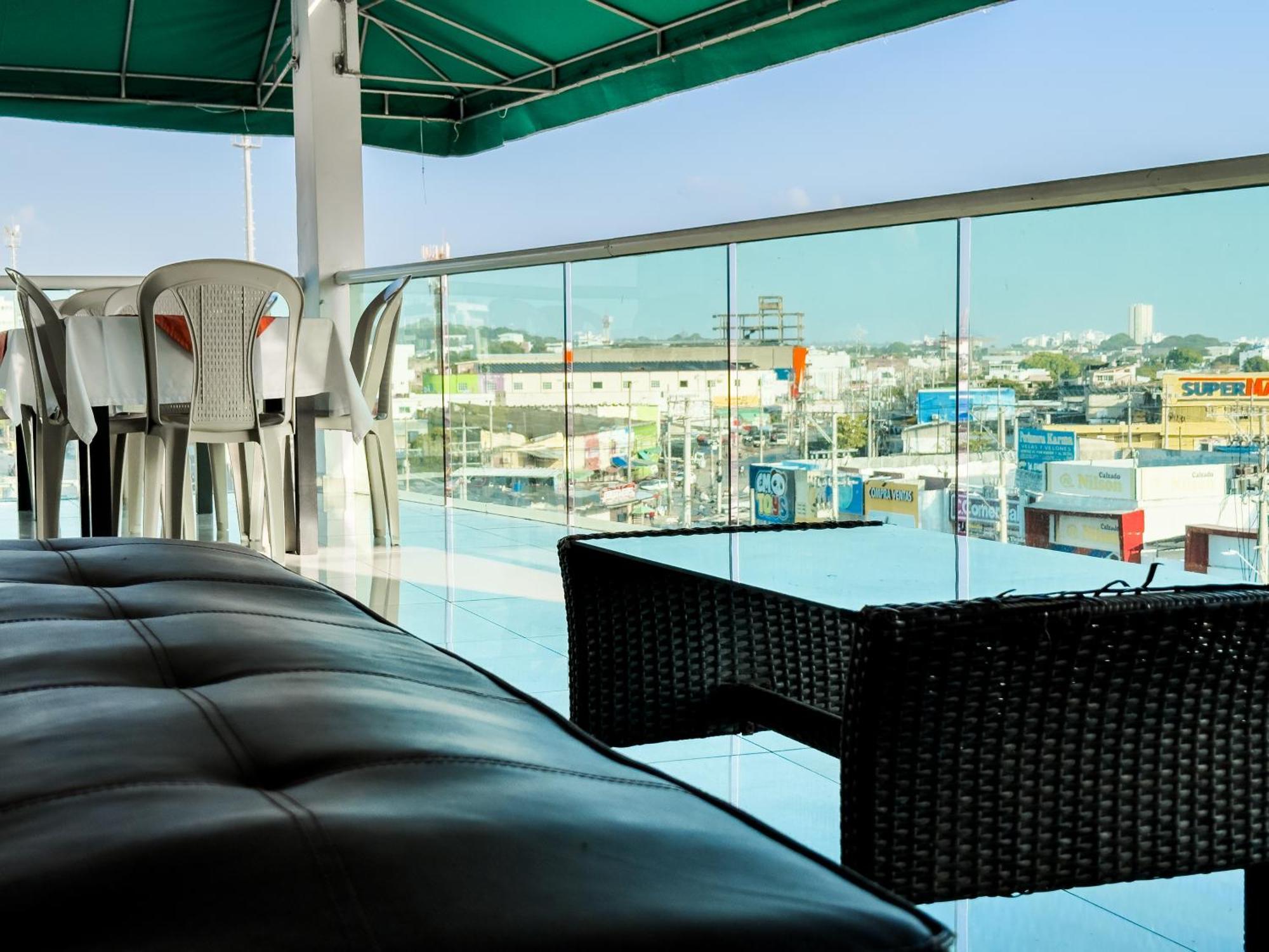 Hotel Bazurto Plaza Cartagena Exterior foto