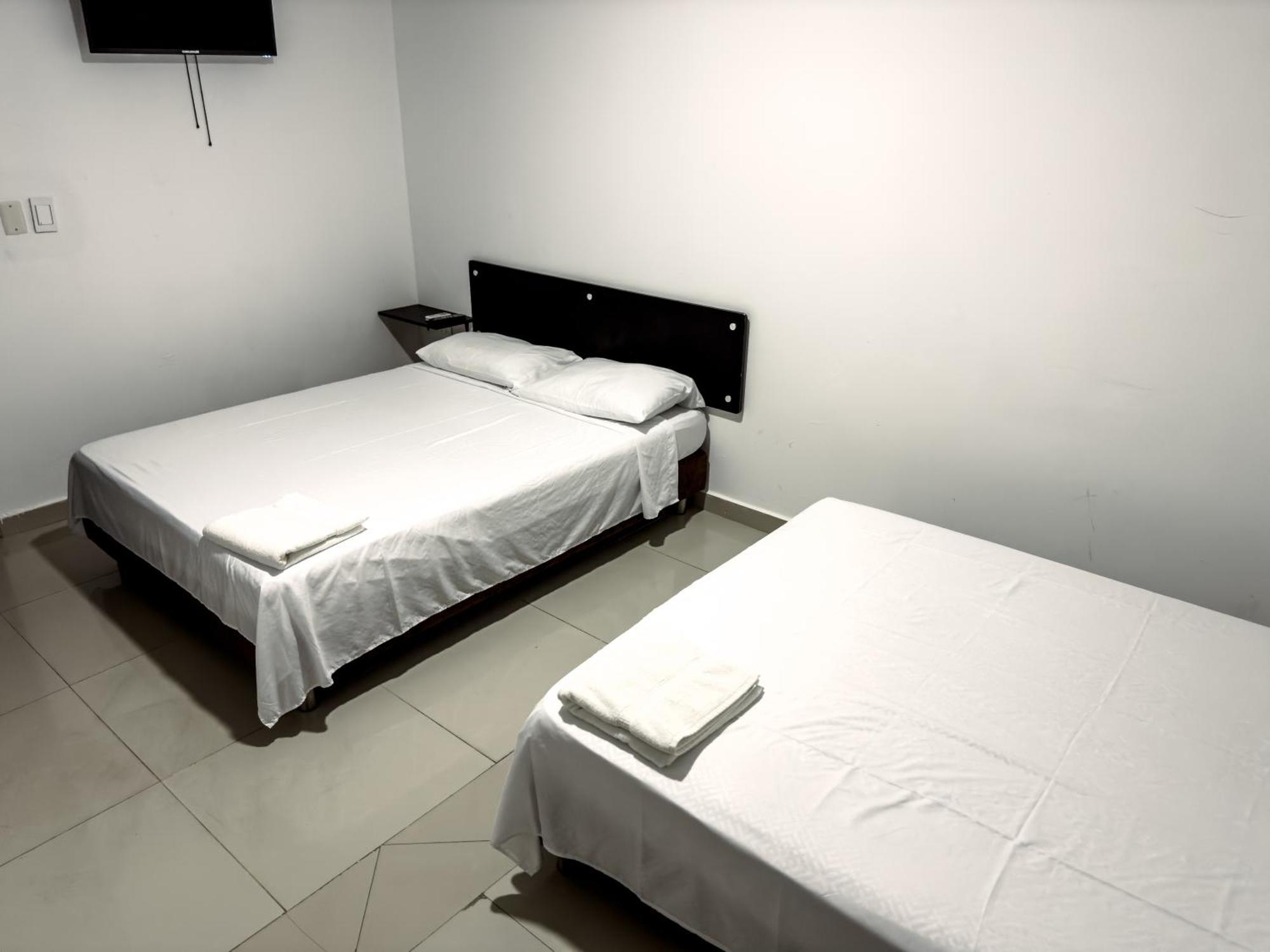 Hotel Bazurto Plaza Cartagena Exterior foto
