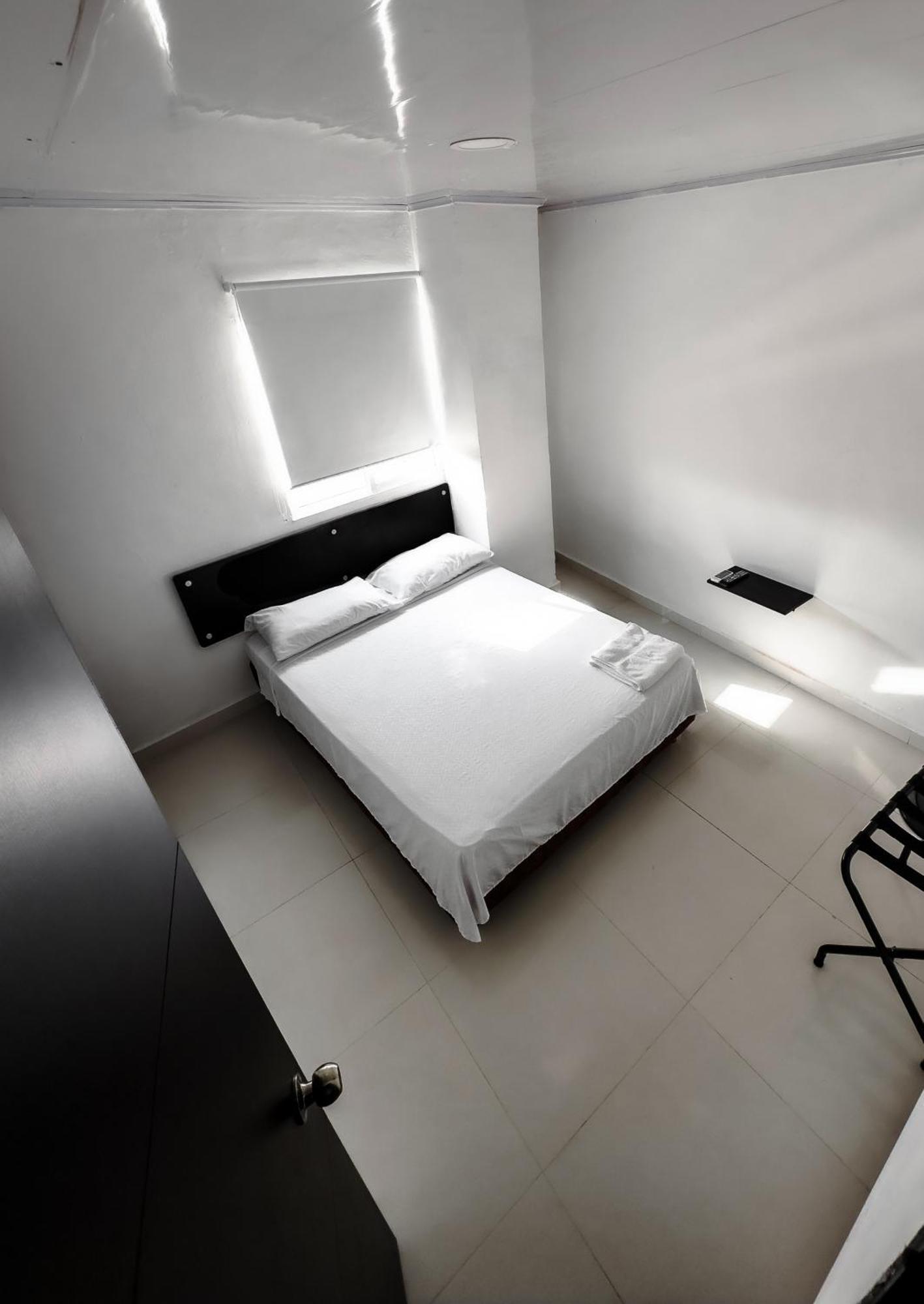 Hotel Bazurto Plaza Cartagena Exterior foto