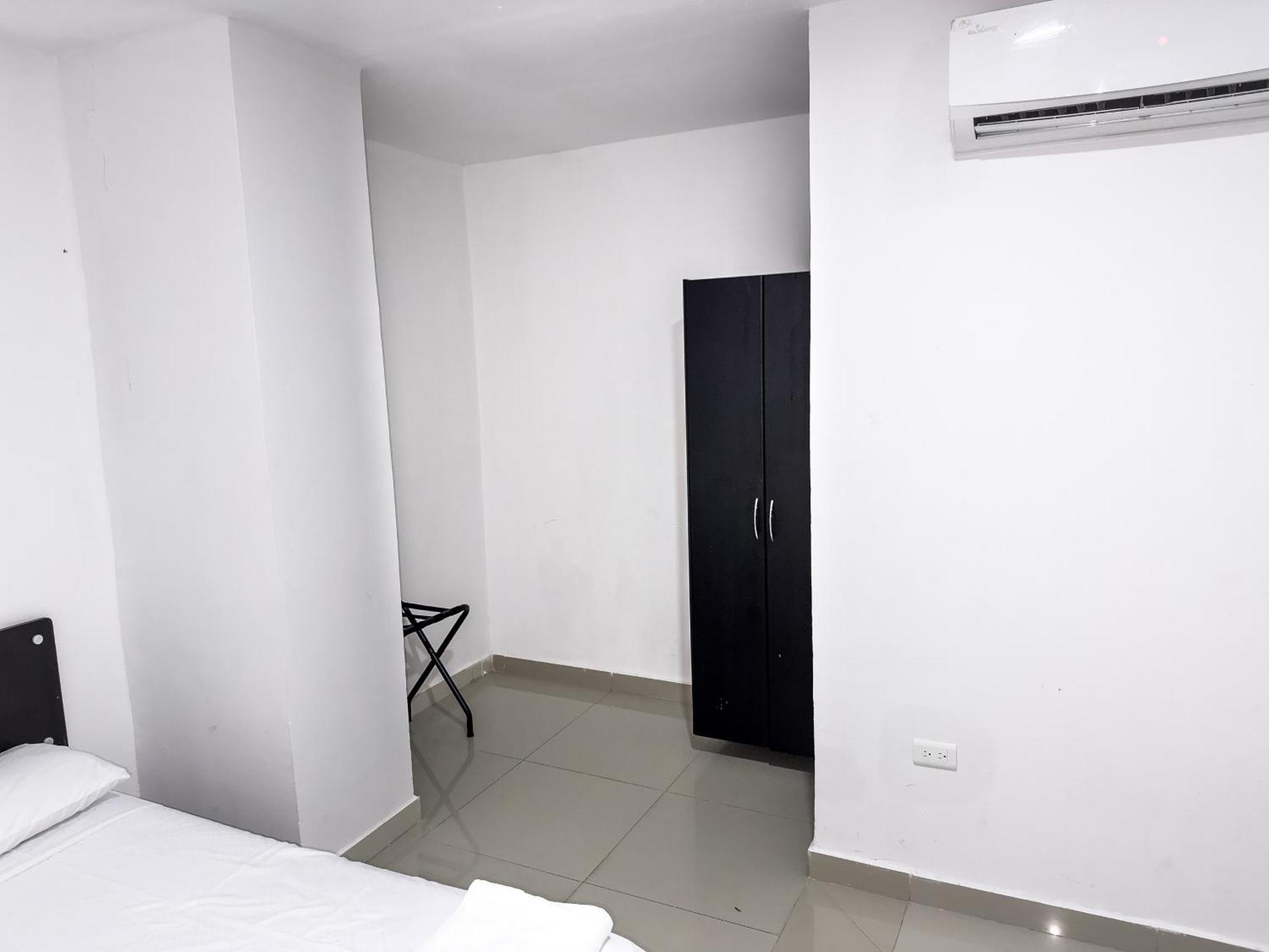 Hotel Bazurto Plaza Cartagena Exterior foto